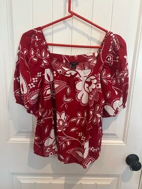 Ann Taylor factory Red and White Floral Puff-Sleeve Blouse S